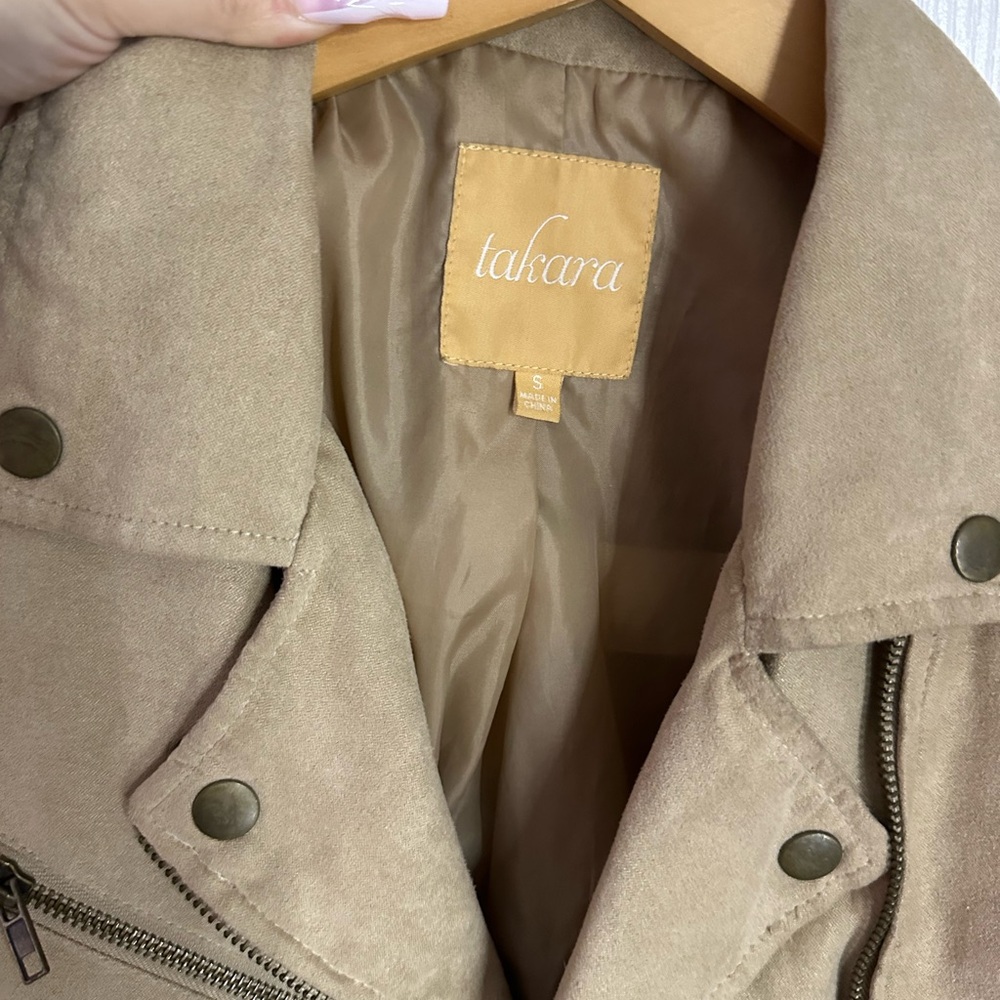Jacket - Picture 6 of 8